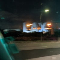 Photo taken at Courtyard Los Angeles LAX/Century Boulevard by Howard on 8/19/2019