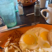 Photo taken at Valley Diner by Jeffrey on 6/2/2022