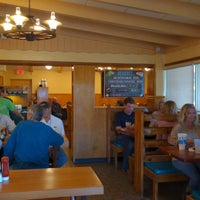 Photo taken at Slim&amp;#39;s Bar-B-Q &amp;amp; Grill by Timothy B. on 11/22/2019