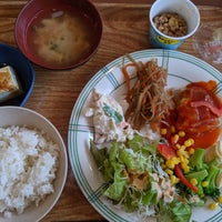 Photo taken at 食堂 by ktkomaki on 9/13/2019