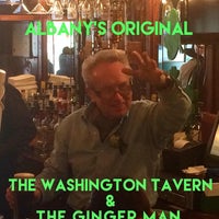 Foto diambil di The Ginger Man oleh Julie B. pada 3/11/2016