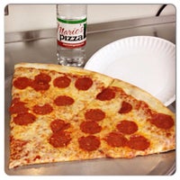 รูปภาพถ่ายที่ Mario&amp;#39;s Pizza โดย Mario&amp;#39;s Pizza เมื่อ 12/16/2014