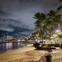 Photo taken at Waikiki Beach Walls by Aloha B. on 10/13/2023