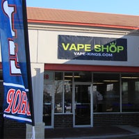 Снимок сделан в Vape Shop and Lounge - Vape Kings пользователем Vape Shop and Lounge - Vape Kings 12/17/2014