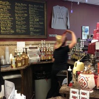 5/2/2013 tarihinde Tony N.ziyaretçi tarafından Aversboro Coffee'de çekilen fotoğraf