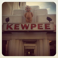 9/17/2013にEric P.がKewpee Hamburgersで撮った写真