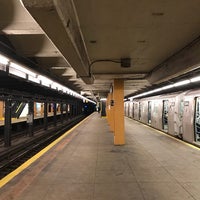 Photo taken at MTA Subway - 7th Ave (F/G) by Paul W. on 1/21/2018