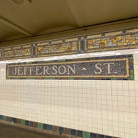 Photo taken at MTA Subway - Jefferson St (L) by Paul W. on 12/17/2022