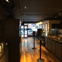 Photo taken at Gregorys Coffee by Paul W. on 1/8/2017