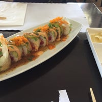 Foto diambil di Hikari Sushi oleh Mark C. pada 8/19/2016