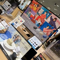 Photo taken at Sony Store by Miho Y. on 1/13/2023