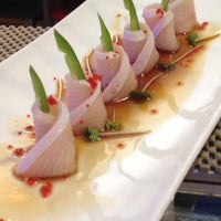 Foto diambil di Kumi Sushi oleh Kumi Sushi pada 12/17/2014