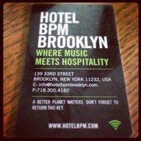 Foto tomada en Hotel BPM Brooklyn  por Oleg F. el 4/11/2013