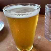 Review Toppers Pizza Place