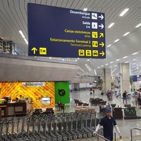 Photo taken at Rio de Janeiro–Galeão International Airport (GIG) by Henrique J. on 9/9/2017