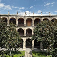 Photo taken at Antiguo Colegio de San Ildefonso by Pecopelecopeco on 11/3/2022