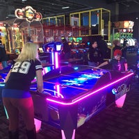 Photo taken at Dave &amp;amp; Buster&amp;#39;s by Brian R. on 12/31/2018