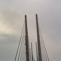 Снимок сделан в Эресуннский мост пользователем Estefanía 3/31/2024