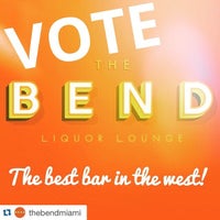 Foto tirada no(a) The Bend Liquor Lounge por Juan L. em 5/17/2015