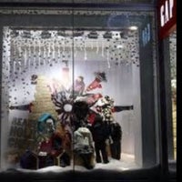 gap manhattan village