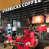 Photo taken at Starbucks by Jonah H. on 11/26/2018
