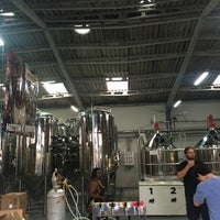 4/9/2016 tarihinde Vinicius G.ziyaretçi tarafından Bastards Brewery'de çekilen fotoğraf