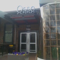 Foto diambil di Osso Restaurant and Lounge oleh Tony D. pada 12/21/2012