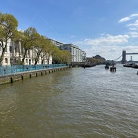 Photo taken at Thames Path by Tomáš S. on 5/3/2023