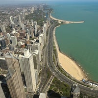 Foto diambil di 360 CHICAGO oleh Tomáš S. pada 4/25/2024