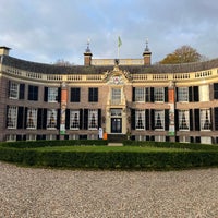 Photo taken at Kasteel Groeneveld by Roelof v. on 11/18/2022