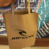 Photo taken at Rip Curl by Attapon T. on 12/30/2015