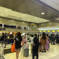 Photo taken at Nok Air (DD) Domestic Check-In Area by Tao K. on 7/7/2022