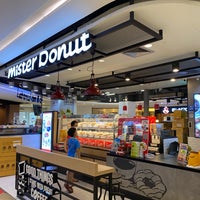 Photo taken at Mister Donut by Tao K. on 4/29/2022
