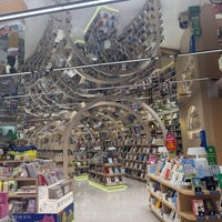 Review B2S Think Space (บีทูเอส ธิงค์สเปซ)