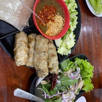 Photo taken at แหนมเนืองคุณนิด (อาหารเวียดนาม) by Tao K. on 1/11/2023