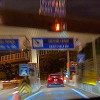 Photo taken at Rama 9-2 Toll Plaza by Tao K. on 9/3/2023