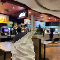 Photo taken at McDonald&amp;#39;s &amp;amp; McCafé by Tao K. on 10/19/2021
