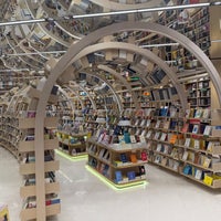 Review B2S Think Space (บีทูเอส ธิงค์สเปซ)