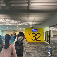 Photo taken at Gate 32 by Tao K. on 7/28/2022