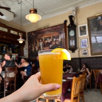 6/25/2022 tarihinde Nataly S.ziyaretçi tarafından Mulberry Street Bar'de çekilen fotoğraf