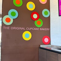 Photo taken at Sprinkles New York - Brookfield Place by Todd D. on 11/24/2021