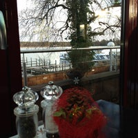 Das Foto wurde bei Restaurant Olympia von Nadezhda M. am 12/29/2013 aufgenommen