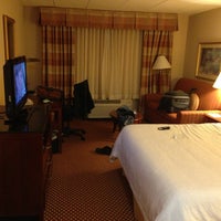 Das Foto wurde bei Hilton Garden Inn von Jonathan B. am 11/1/2012 aufgenommen