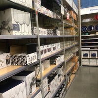 Photo taken at Bed Bath &amp;amp; Beyond by Murray S. on 7/3/2023