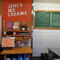 Das Foto wurde bei Jeni&amp;#39;s Splendid Ice Creams von jbrotherlove am 3/1/2019 aufgenommen