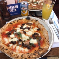 Photo taken at Paesano Pizza by mariantoniapd on 9/11/2019