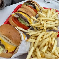 Photo taken at In-N-Out Burger by DH K. on 2/17/2024