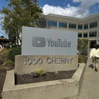 Photo taken at YouTube HQ by DH K. on 2/22/2024