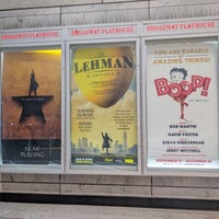 รูปภาพถ่ายที่ Broadway Playhouse โดย kerryberry เมื่อ 11/26/2023