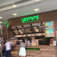 Photo taken at Yammi Makarna Salata Pizza by YAWUZ on 8/16/2017